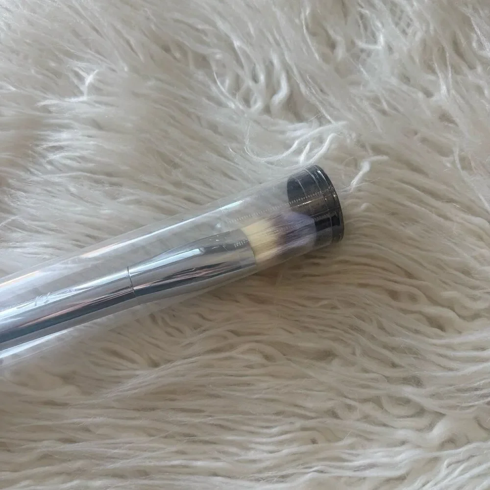 It Cosmetics Heavenly Luxe Plush Paddle Foundation Brush KEW70W